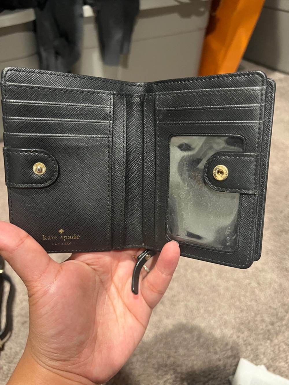 kate spade black Saffiano leather bifold wallet with gold logo plate - Picture 3 of 5